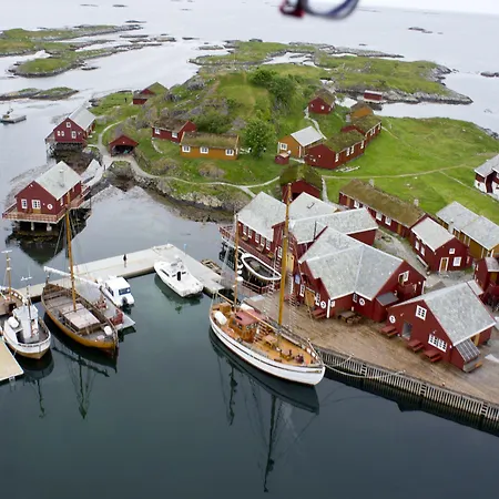 Haholmen - By Classic Norway Hotel Karvåg