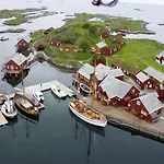 Haholmen - By Classic Norway Hotel Karvåg
