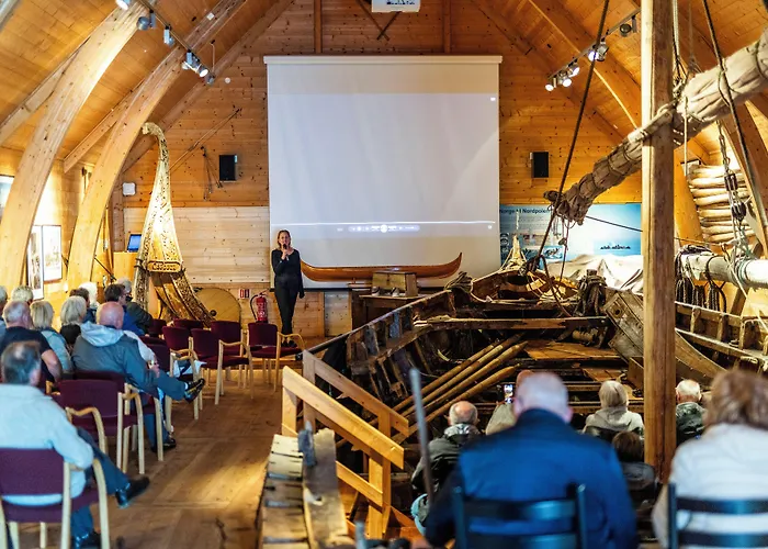 Haholmen - By Classic Norway 4* Karvåg
