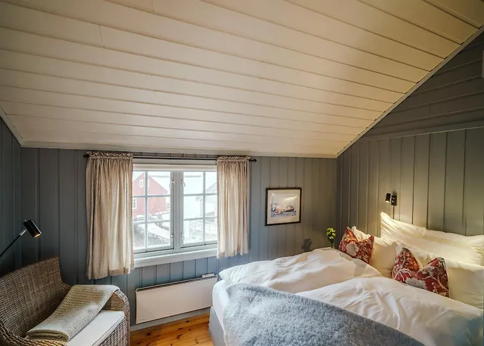 Haholmen - By Classic Norway 4* Karvåg